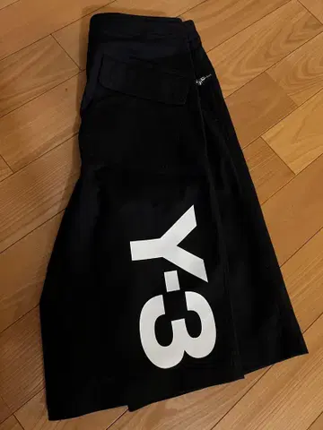 Y-3 블랙 카고 팬츠