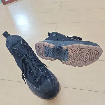 CONVERSE 트렉 웨이브