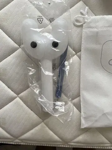 NEWJEANS OFFICIAL LIGHT STICK