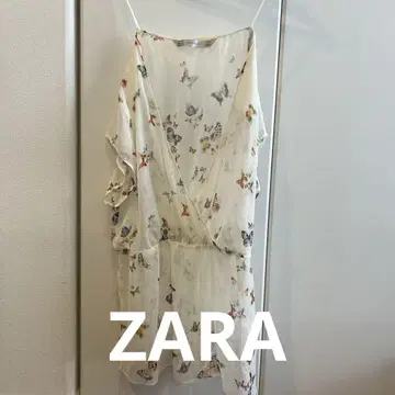 새상품 ZARA 나비 패턴 티셔츠