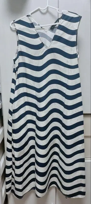 즉시 구매 OK UNIQLO marimekko V넥 플레어 원피스