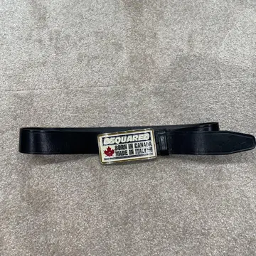 DSQUARED2 가죽 벨트 캐나다 국기 디자인