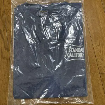 STANDARD CALIFORNIA 네이비 T셔츠