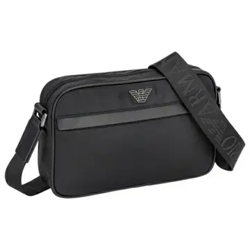 [미사용 새상품] Emporio Armani 블랙 숄더백