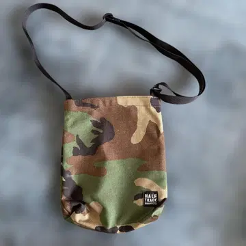 HALF TRACK PRODUCTS 카모플라쥬 사코슈