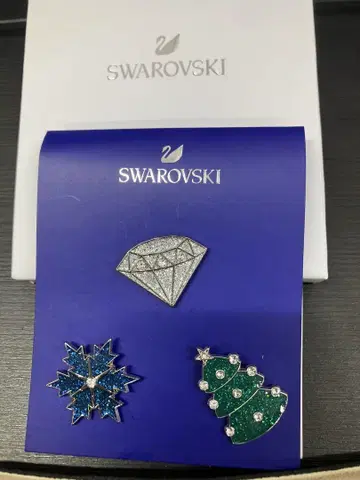 Swarovski 배지 세트 3점