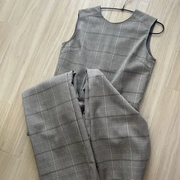 Mila Owen 체크 무늬 멜빵바지
