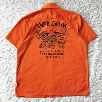 새상품급 VOLCOM YUSUKE POCKET SHORT 반팔 셔츠 볼컴