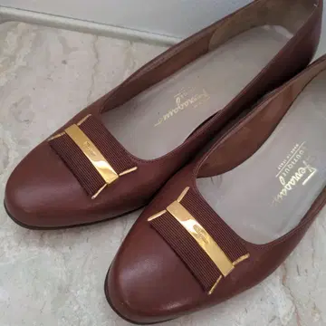 Ferragamo 브라운 로퍼 7