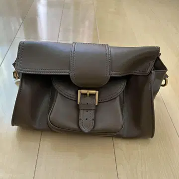 ZARA 백 포켓 숄더백