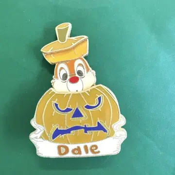 데일 할로윈 핀 배지 디즈니 스토어