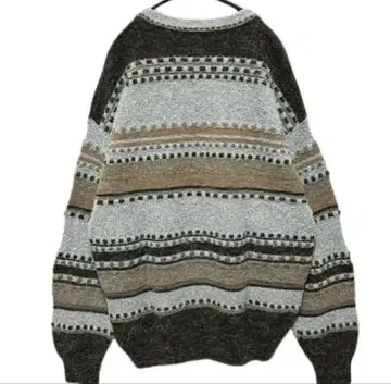 paris sweater