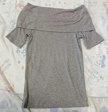 지나시스 eL Wrap Off Shoulder Pullover