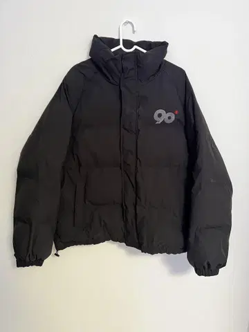9090 다운 자켓