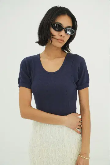 CLANE SCOOP LINE RIB TOPS