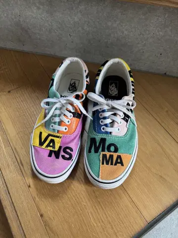 VANS MoMA 콜라보 멀티컬러 스니커즈
