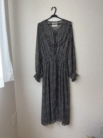 GYF 레오파드 무늬 앞트임 원피스