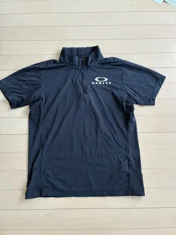 OAKLEY 하프 지퍼 모크넥 셔츠 블랙 골프웨어