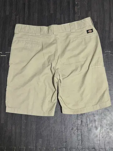 Dickies Flex 베이지 하프 팬츠 숏팬츠