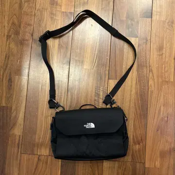 THE NORTH FACE 숄더백 블랙
