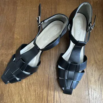 RUPIS 블랙 샌들 S 사이즈