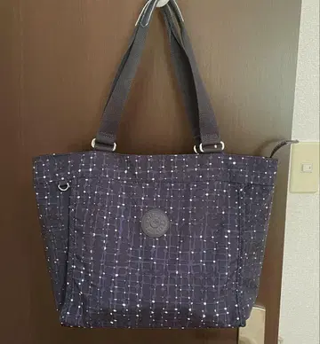 Kipling 키플링 다크 네이비 물방울 숄더백