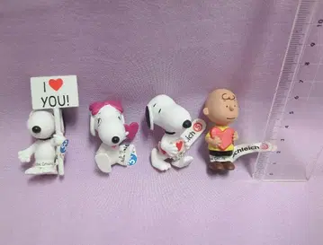 스누피 PVC 피규어 4개 슐라이히 하트 아메토이 PEANUT