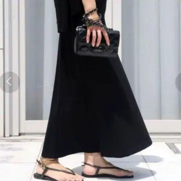 21 S 에브리데이아이라이크 두지엠 클라세 롱 스커트 블랙