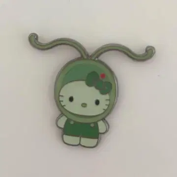 모 키티 헬로키티 핀 배지 일본관 코나미 미도리무시