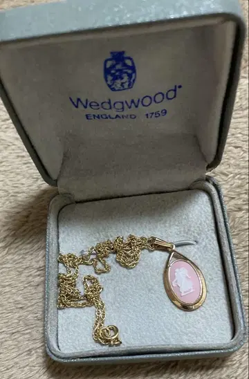 웨지우드 WEDGWOOD 핑크 카메오 목걸이 빈티지