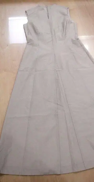 쿠치나 실크 혼방 롱 기장 원피스 드레스