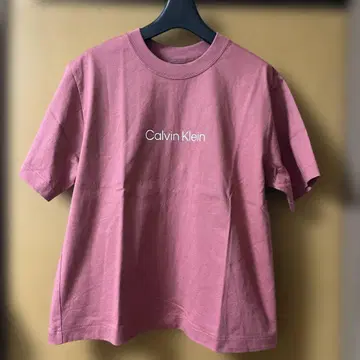 Calvin Klein T셔츠