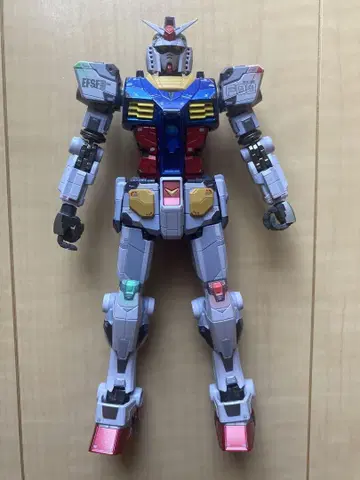 초합금 요코하마 건담 GUNDAM FACTORY RX-78F00 개봉품