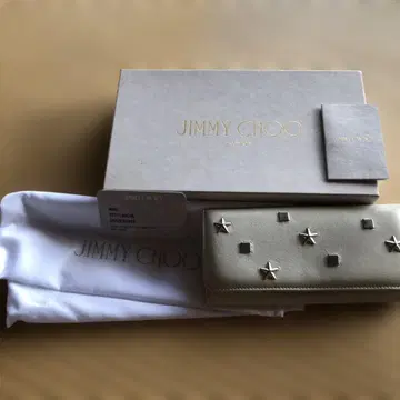 JIMMY CHOO 스타 스터드 장지갑