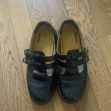Dr. Martens 블랙 로퍼 39 EU
