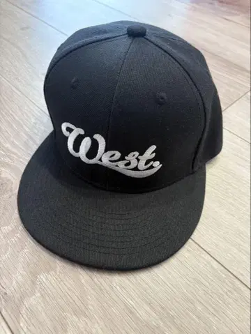 웨스트 west 캡 10주년 기념