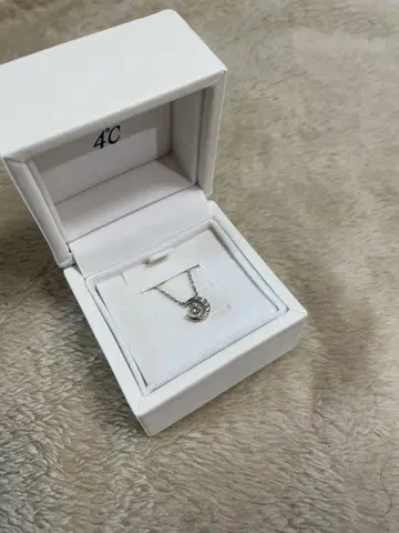 4C 실버 펜던트 목걸이