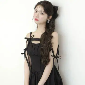 M me eme 리본 자카드 플레어 롱 원피스 블랙