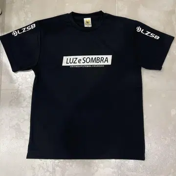 Luz e Sombra 블랙 티셔츠 XL