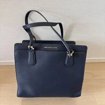MICHAEL KORS 네이비 숄더백