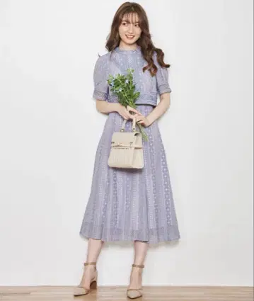 Noela 플라워 레이스 셋업