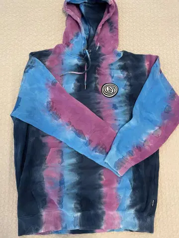 VOLCOM 맨투맨 M 타이다이 패턴 속기모