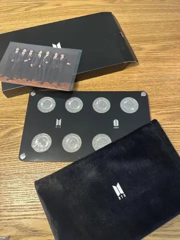 MERCH BOX #20 BTS 머치 박스 메달 코인