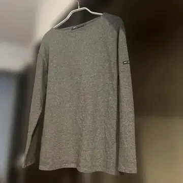 세인트 제임스 차콜 그레이