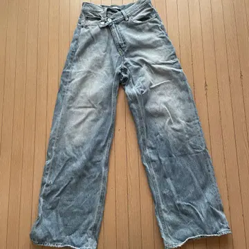 MOUSSY 와이드 레그 데님 라이트 블루