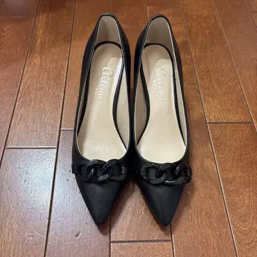 블랙 포인티드 토 펌프스 24.5cm