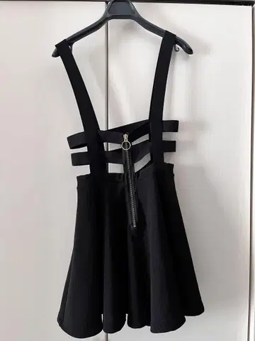 onespo 하네스 플레어 스커트
