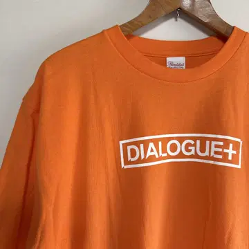 DIALOGUE+ 멤버 컬러 티셔츠 오렌지 타카무라 아야카 주전자