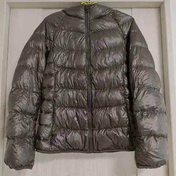유니클로 UNIQLO 브라운 다운 자켓 M 사이즈