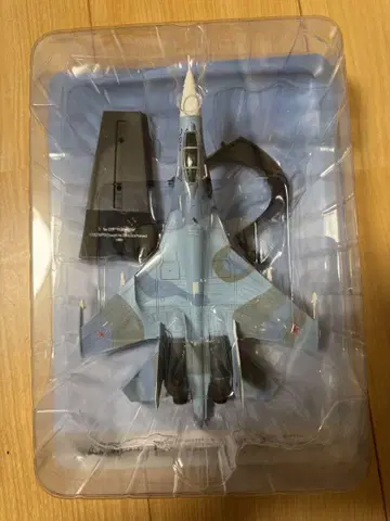 에어파이터 컬렉션 Su-27P 'FLANKER'
